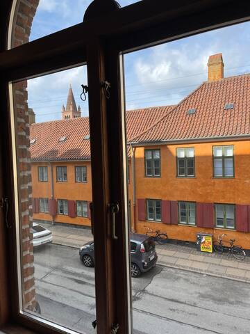 Hyggelig lejlighed i centrum gallery image 5