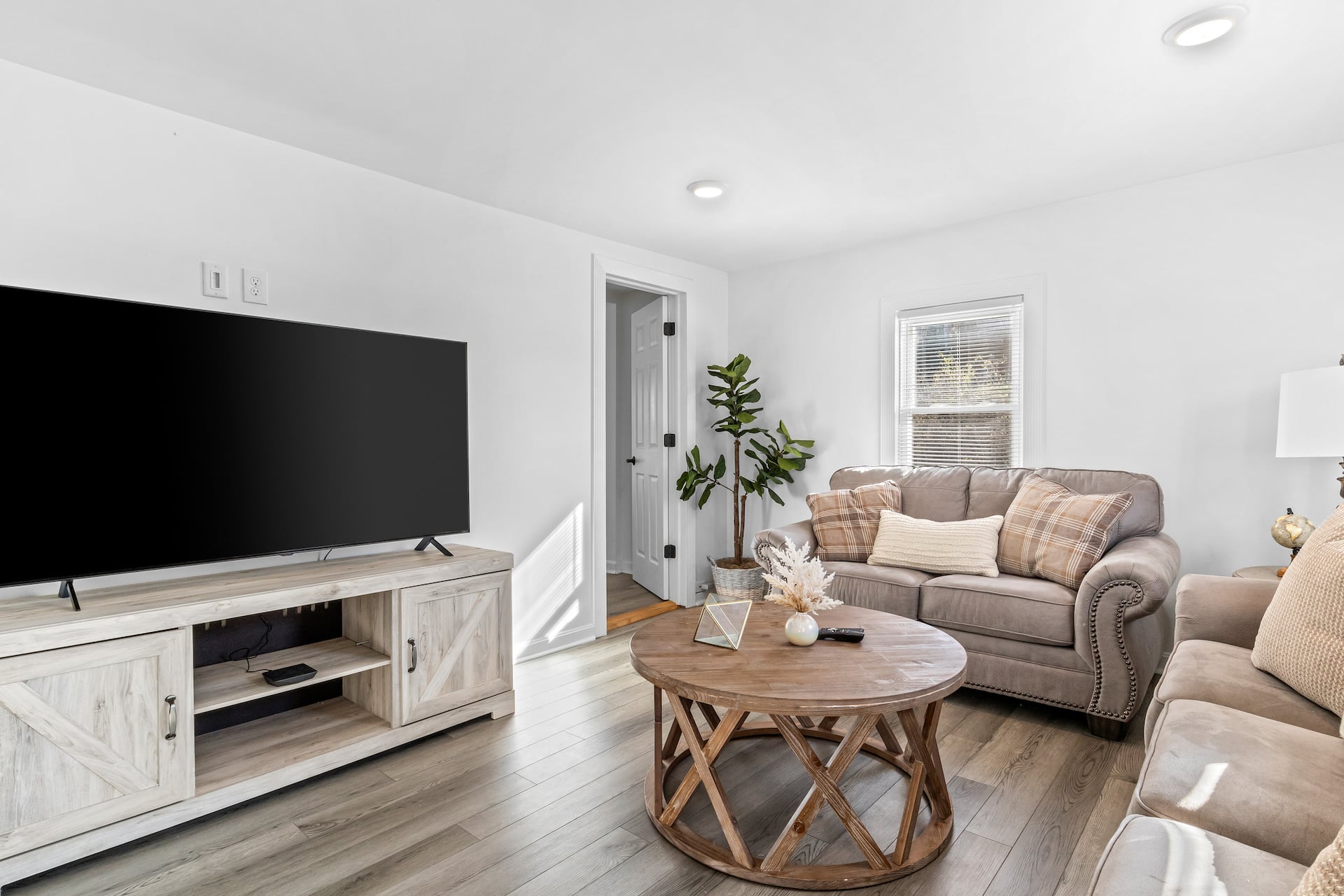 Warm & Welcoming 5BR Home