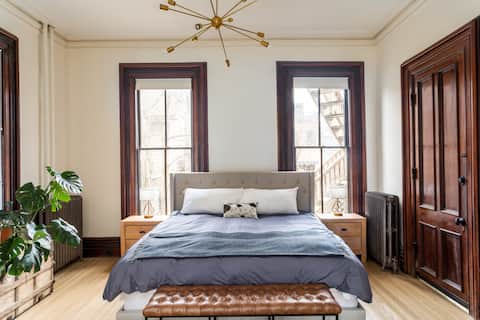 Top Airbnb: Spacious, new renovated 1BR in a Victorian mansion in Hudson