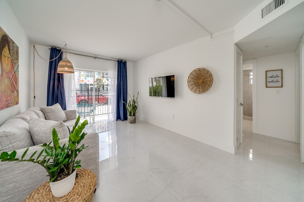 Popular Airbnb listing: Wynwood Charm 1, Live the art.1 Free Gated Parking in Old San Juan