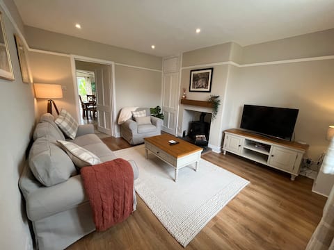 Top performing Airbnb: Idyllic Beautifully Renovated Cottage. in Northumberland