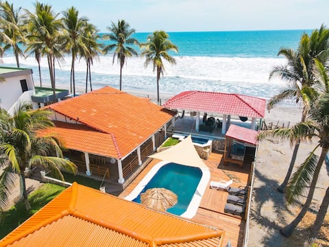 "Encanto Beach House"  Near Airport