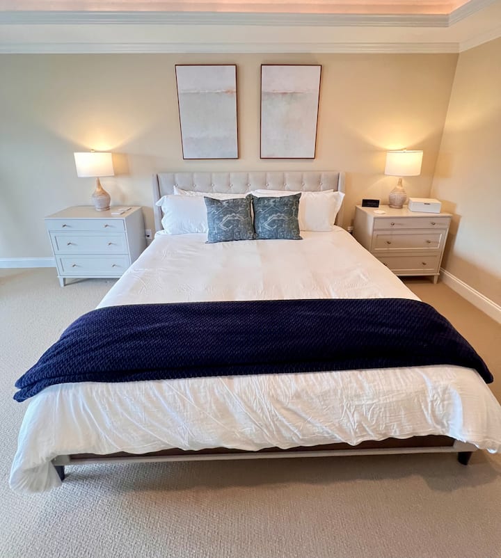 Main bedroom King