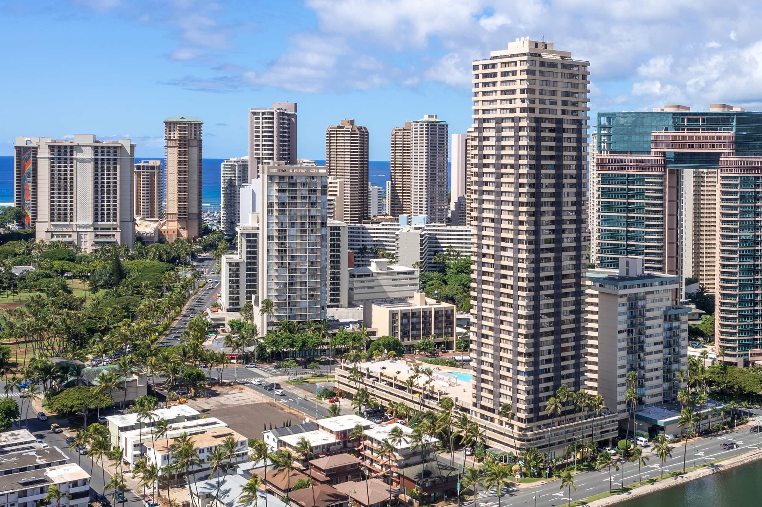 Condo in Honolulu · ★4.81 · Studio · 1 bed · 1 bath - Image 44