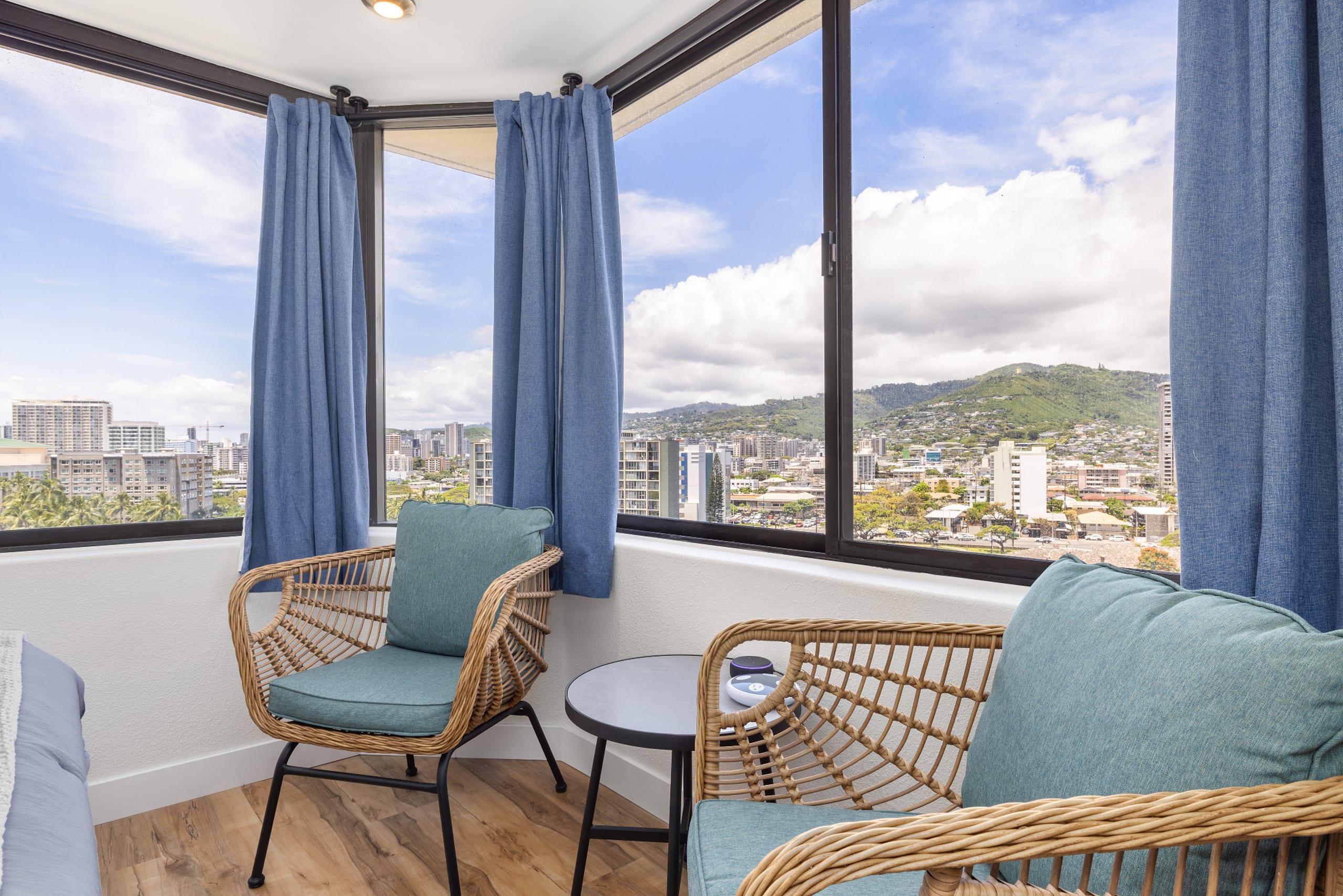 Condo in Honolulu · ★4.81 · Studio · 1 bed · 1 bath - Image 1