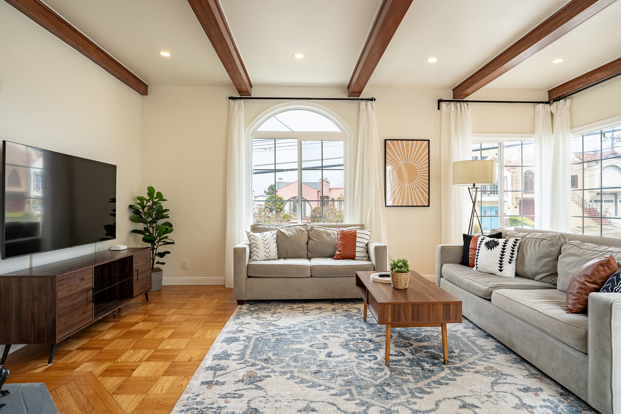 Home in San Francisco · ★4.98 · 3 bedrooms · 4 beds · 1 bath - Image 7