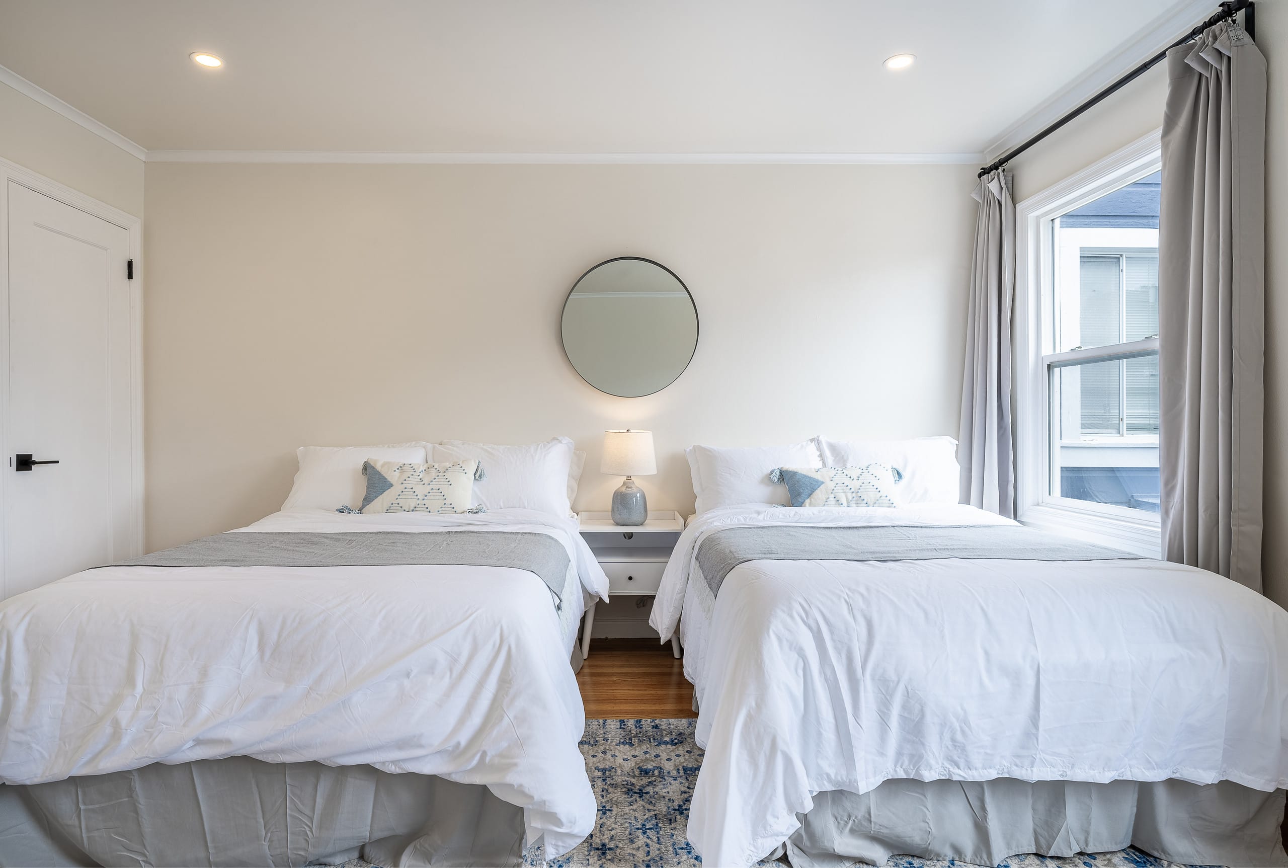 Home in San Francisco · ★4.98 · 3 bedrooms · 4 beds · 1 bath - Image 19
