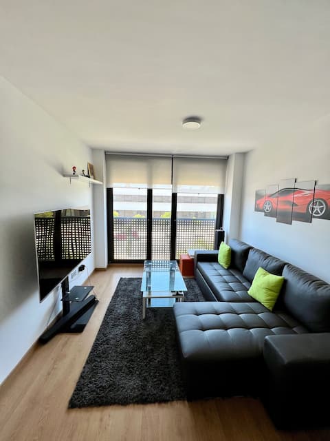 Flat 15min from Parque Europa