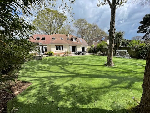 Secluded Woodland Family Home