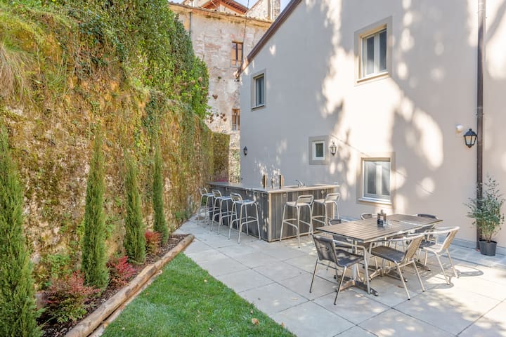ILoveBargaVillas managed Airbnb listing 1