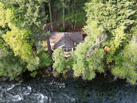 The Mckenzie House w/ sauna & outdoor shower