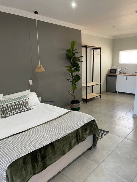 10 Paul Roos Room 3