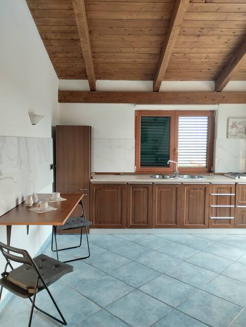 Rustic Charm Oasis - flat in villa with terrace