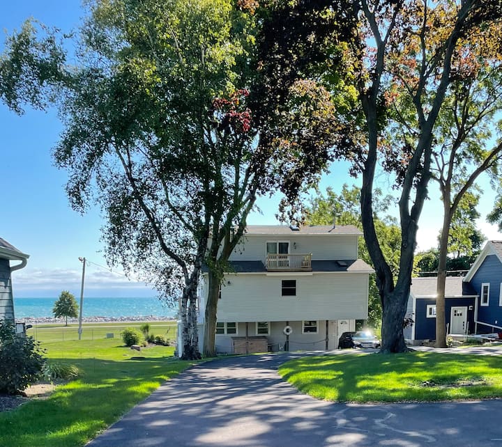 Spectacular Lake Michigan views