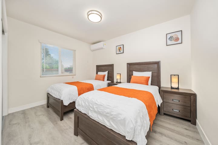 Shtëpia 2
Dhoma 2:  2 Krevate dopio