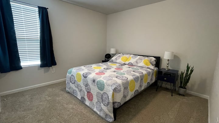 ห้องนอนควีนไซส์