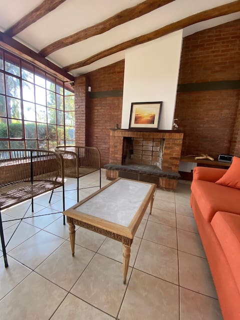 Popular Airbnb listing: Laun-Laun Cabin in Departamento Maipú