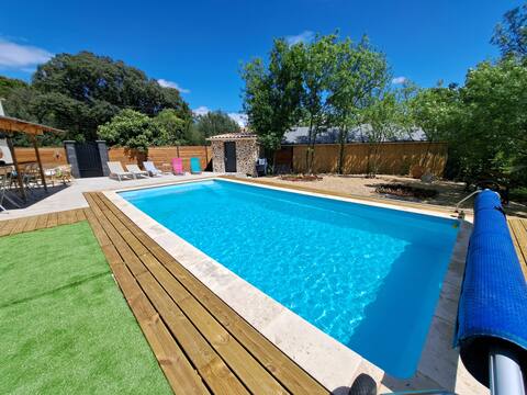 Bright large villa with pool
