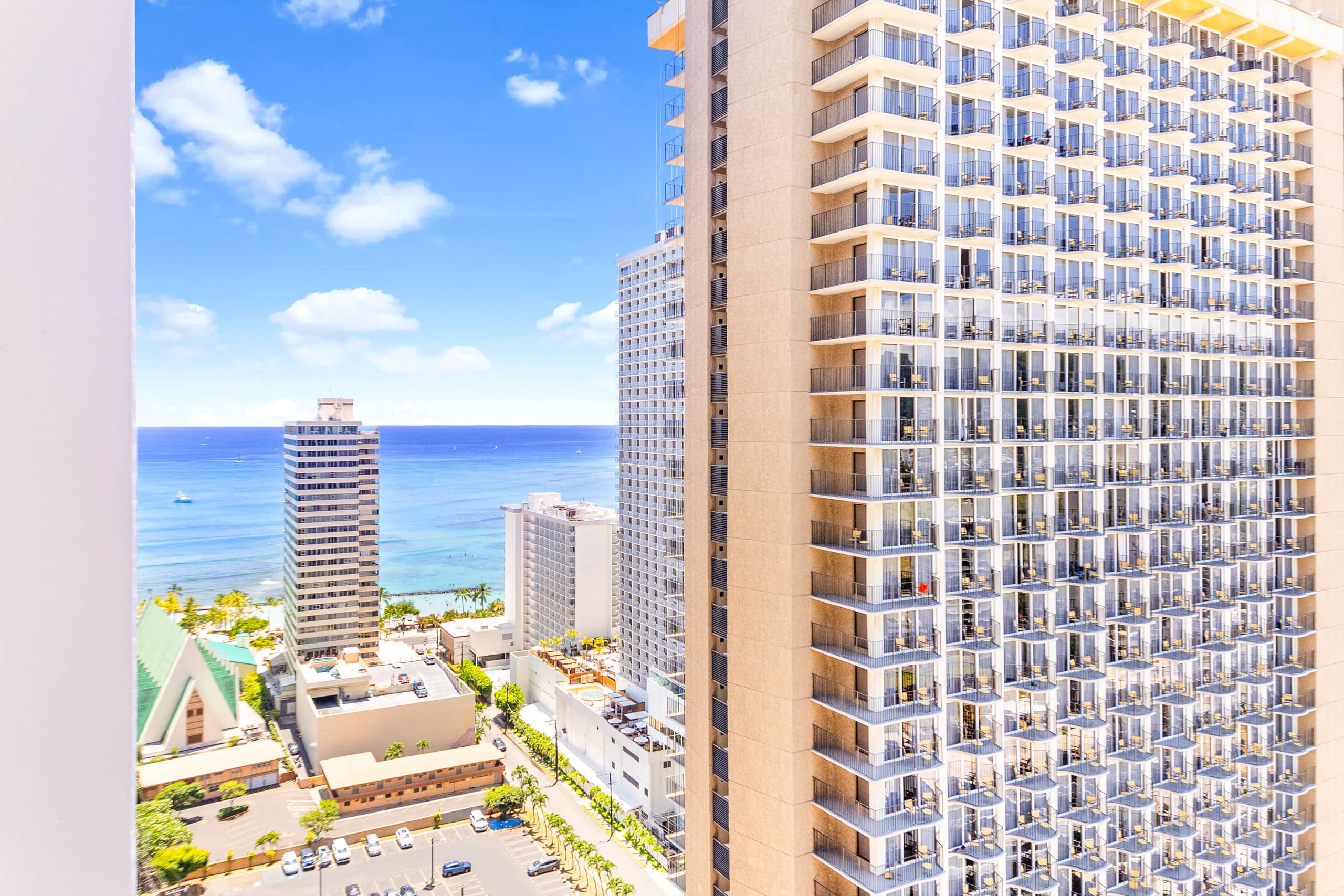 Condo in Honolulu · ★4.89 · 1 bedroom · 2 beds · 1 private bath - Image 22