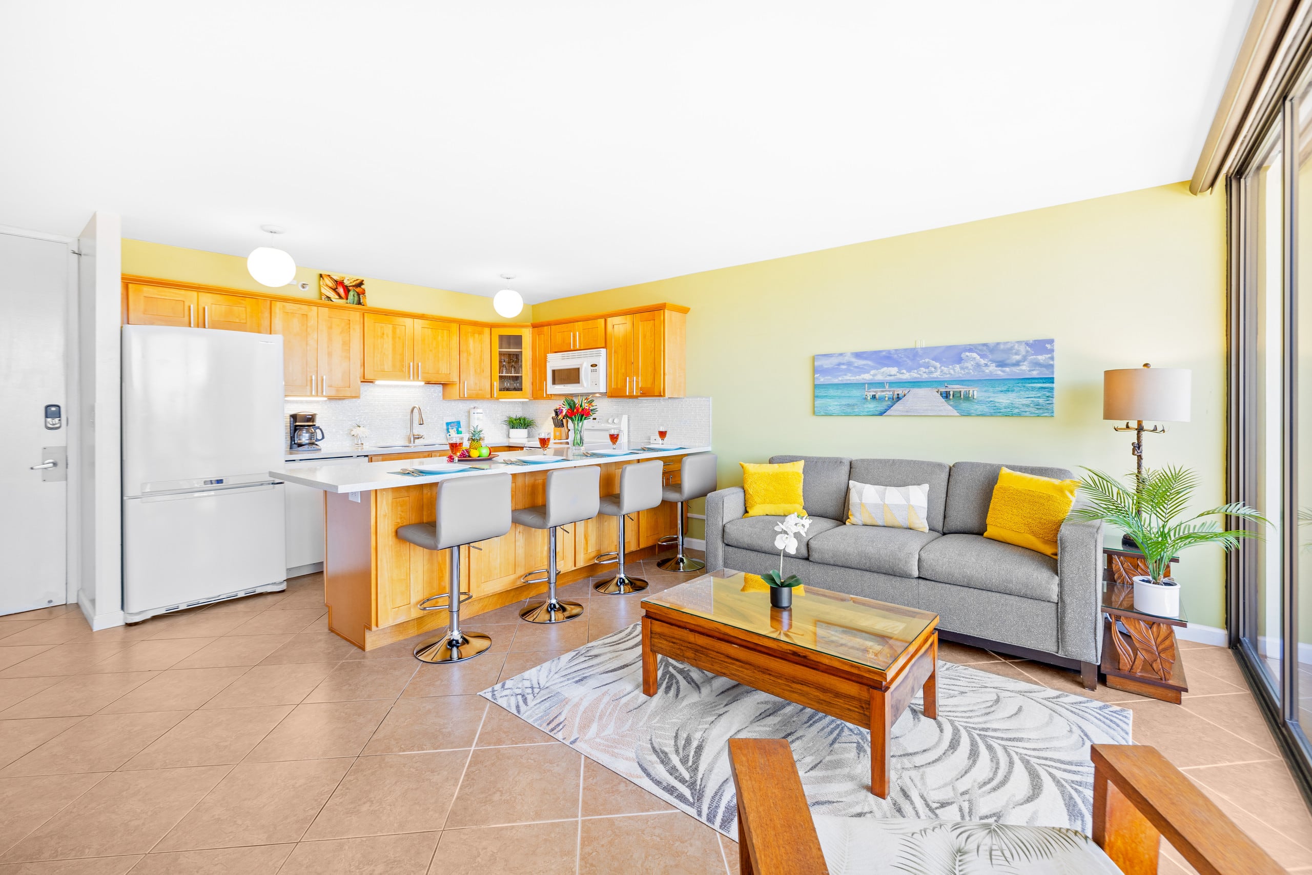 Condo in Honolulu · ★4.89 · 1 bedroom · 2 beds · 1 private bath - Image 5