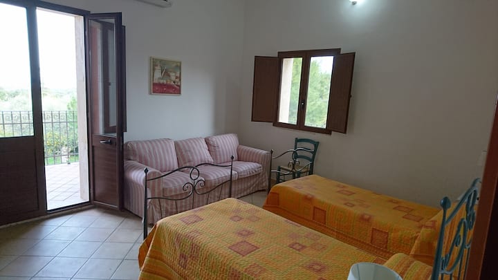 Borgo Levante : Between Etna and the sea