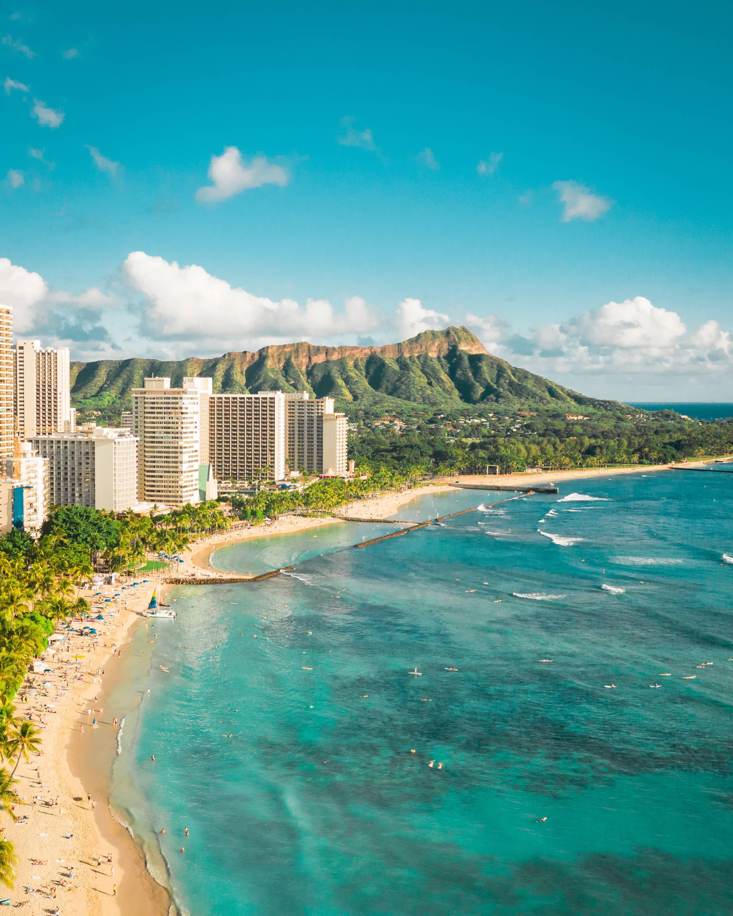 Condo in Honolulu · ★5.0 · 1 bedroom · 2 beds · 1 private bath - Image 40