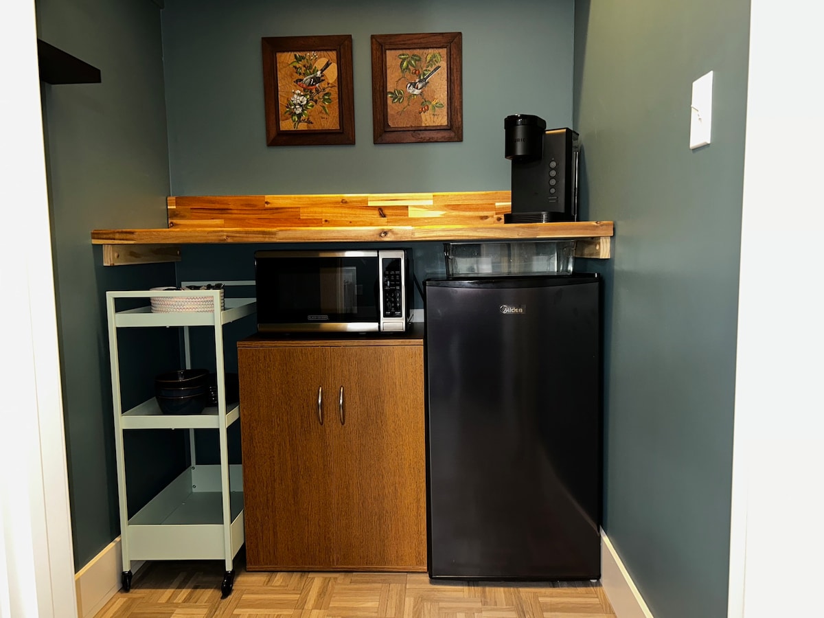 Top Airbnb: Bidwell Birdhouse in Chico