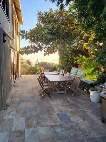 Camps Bay home: Comfortable and Serviced gallery image 5