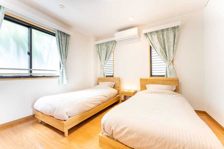 3min from Aoyama 1-chome Sta｜Max 6PPL｜Bike Share gallery image 3