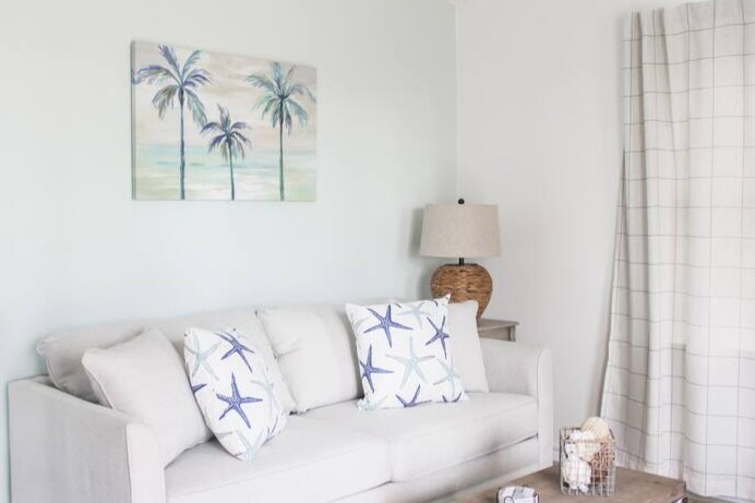 De woonkamer is een geweldige ruimte om tot rust te komen tijdens je verblijf