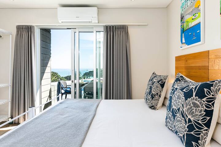 Family Sea View Apartment gallery image 2