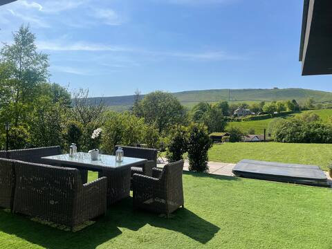 Heaven View Saddleworth