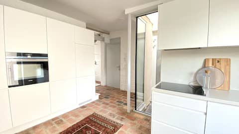 Erfolgreiche Airbnb-Immobilie: Top-floor studio in Neubau in Neubau