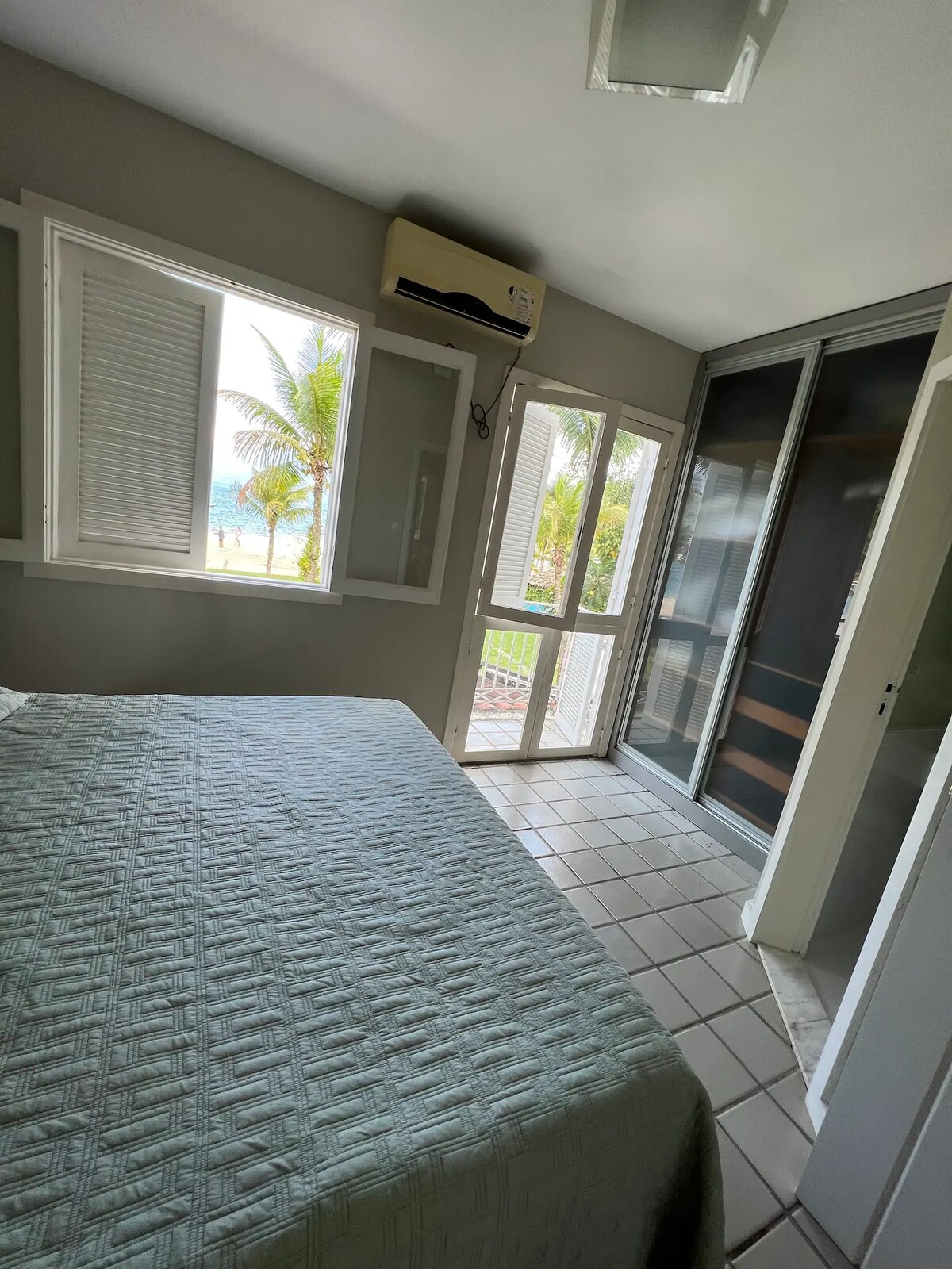 საძინებელი 4