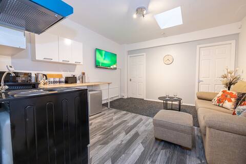 Successful Airbnb property: Flat in Greater Manchester in Cheetham Hill