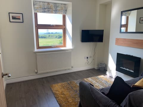 Popular Airbnb listing: Cae Main Annex in Waunfawr, Caethro