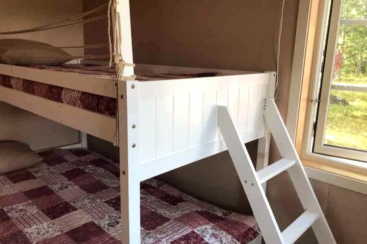 Куќа со семеен кревет 2, 140+90 см