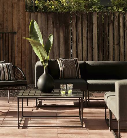 Belli Street – Heated Spa, walk to Hastings Street gallery image 3