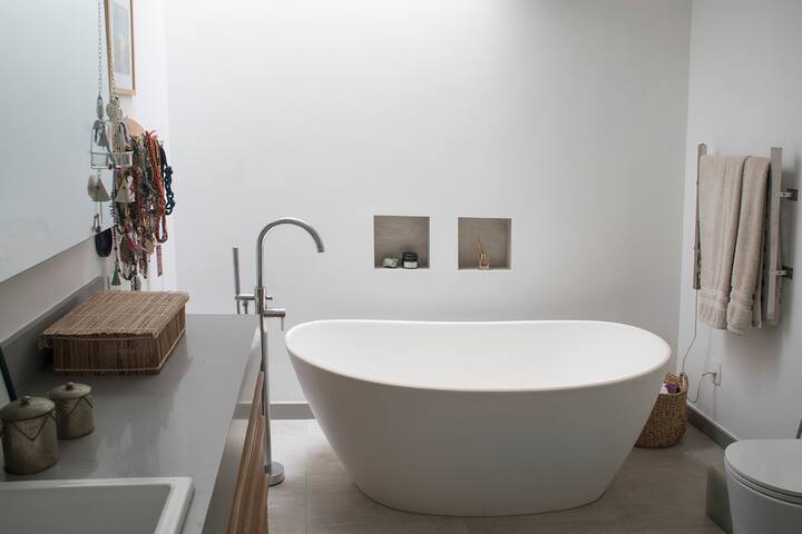 Duplex penthouse with private pool gallery image 5