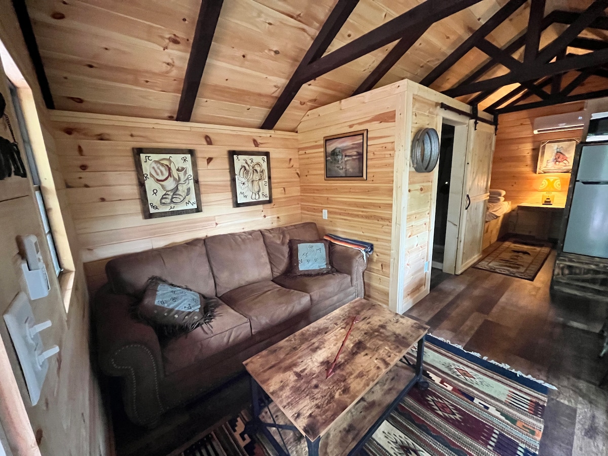 Cabins at Hiwassee ridge 2 Cabins for Rent in Sweetwater, Tennessee