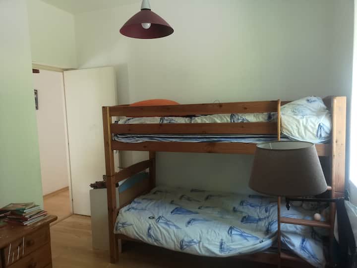 غرفة النوم 2