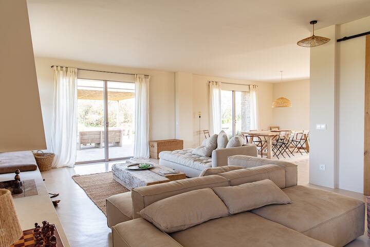 La Platera -Eco Villa by the seaside Costa Brava gallery image 3