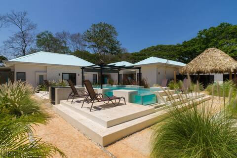 Wonderful villa-Pool view-600mt to beach