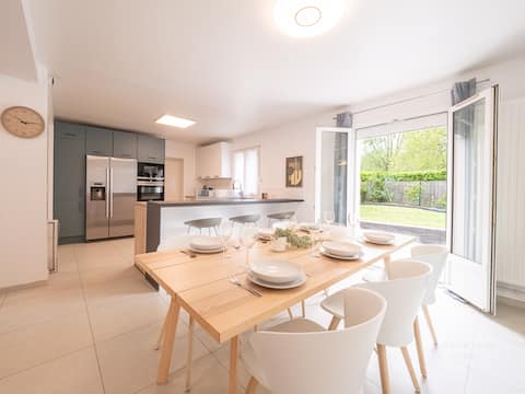 Grande Maison Moderne-Disney/Paris/Val d'Europe