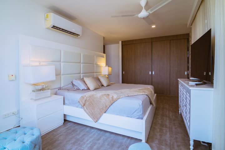 Habitación ppal Cama king /მთავარი საძინებელი King size Bed.