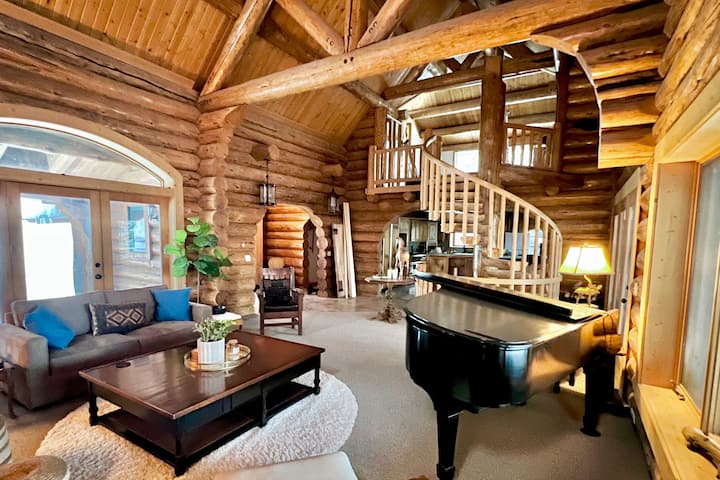 Living room looking towards kitchen