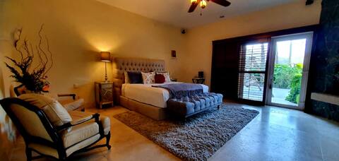 La Casona Hotel Bout. (Eloisa)