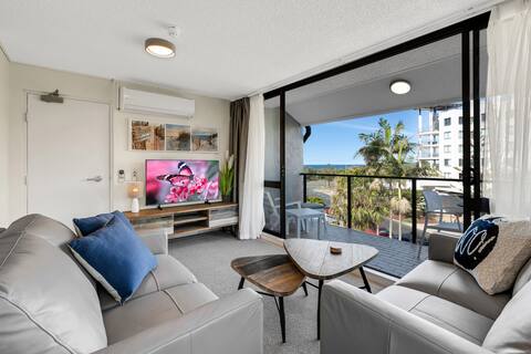 3 Bedroom Beachside Apartment