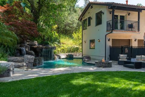*LUSH* Mediterranean Mansion with Pool