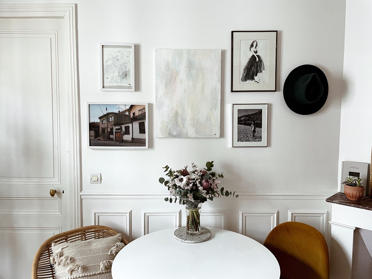 Top performing Airbnb: Apartment with Eiffel Tower view in Paris 7e Arrondissement